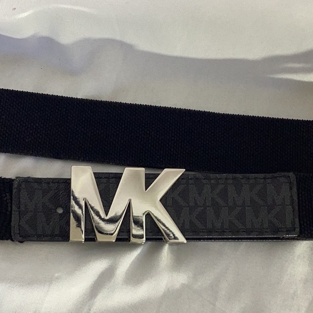 Michael kors belt